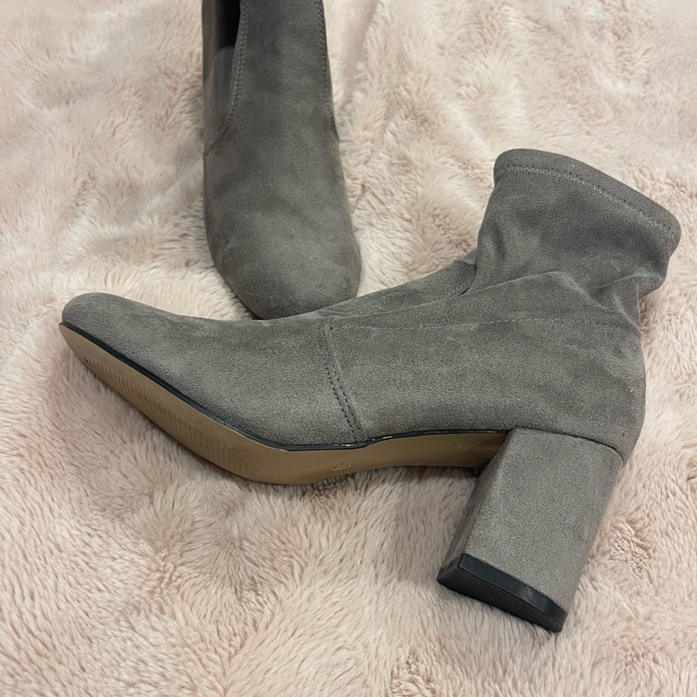 Grey booties - Picture 3 of 4